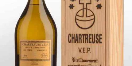 Chartreuse Yellow VEP Liqueur (1000ml)