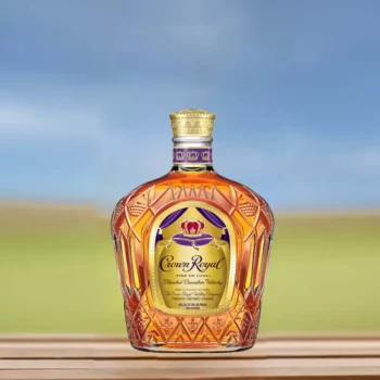 Crown Royal Fine De luxe Blended Canadian Whisky Miniature 375mL3