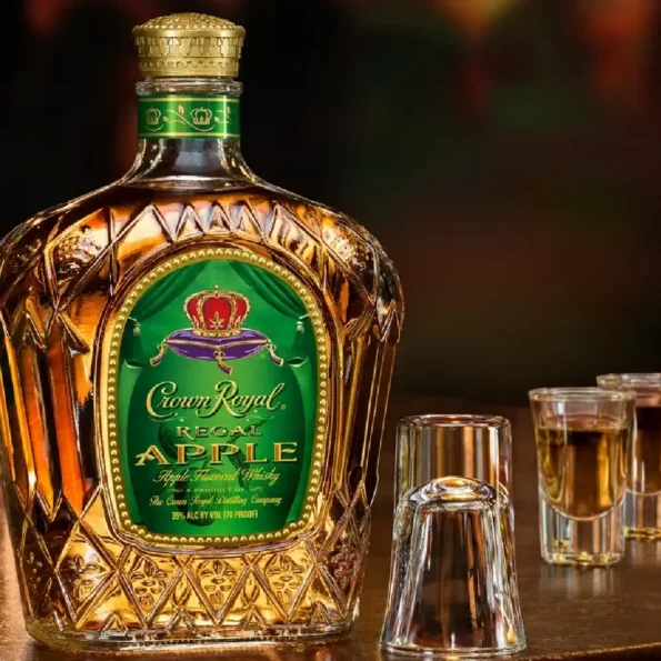 Crown Royal Regal Apple Flavoured Blended Canadian Whisky 1L12