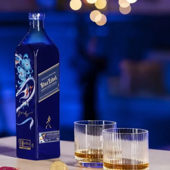Johnnie Walker Blue Cny Dragon Whisky 750ml 2