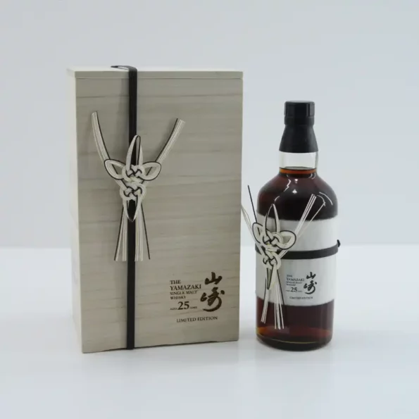 Suntory Yamazaki 25 Year Old Limited Edition Single Malt Japanese Whisky 700ml4