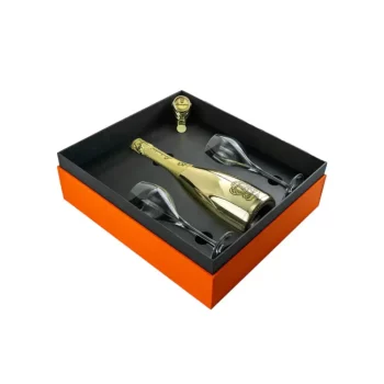 Lamborghini Gold Brut Pinot Noir Chardonnay Sparkling Wine NV + 2 Glasses Gift Box 750mL 4