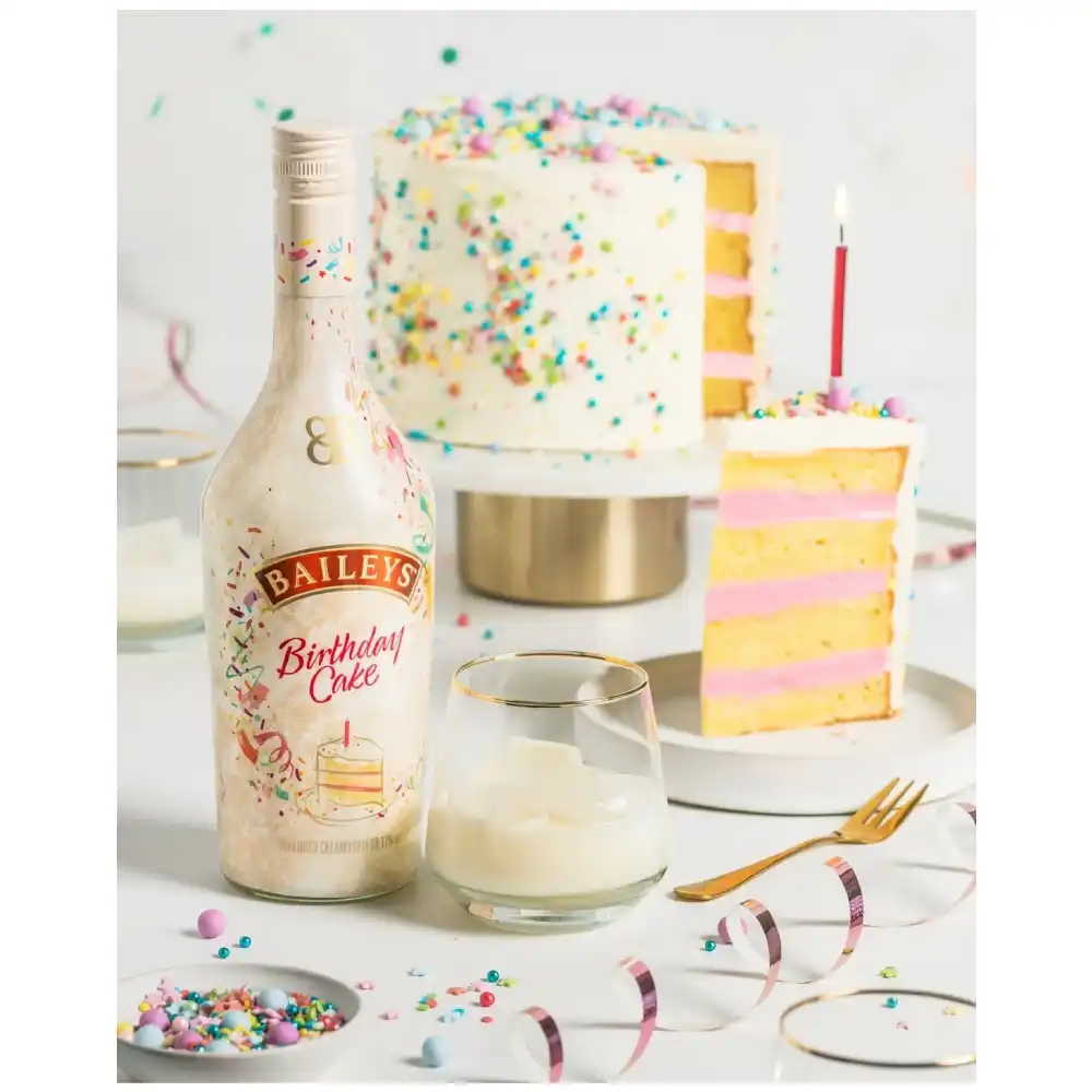 Baileys-Birthday-Cake-Limited-Edition-Irish-Cream-Liqueur-700mL-3.webp