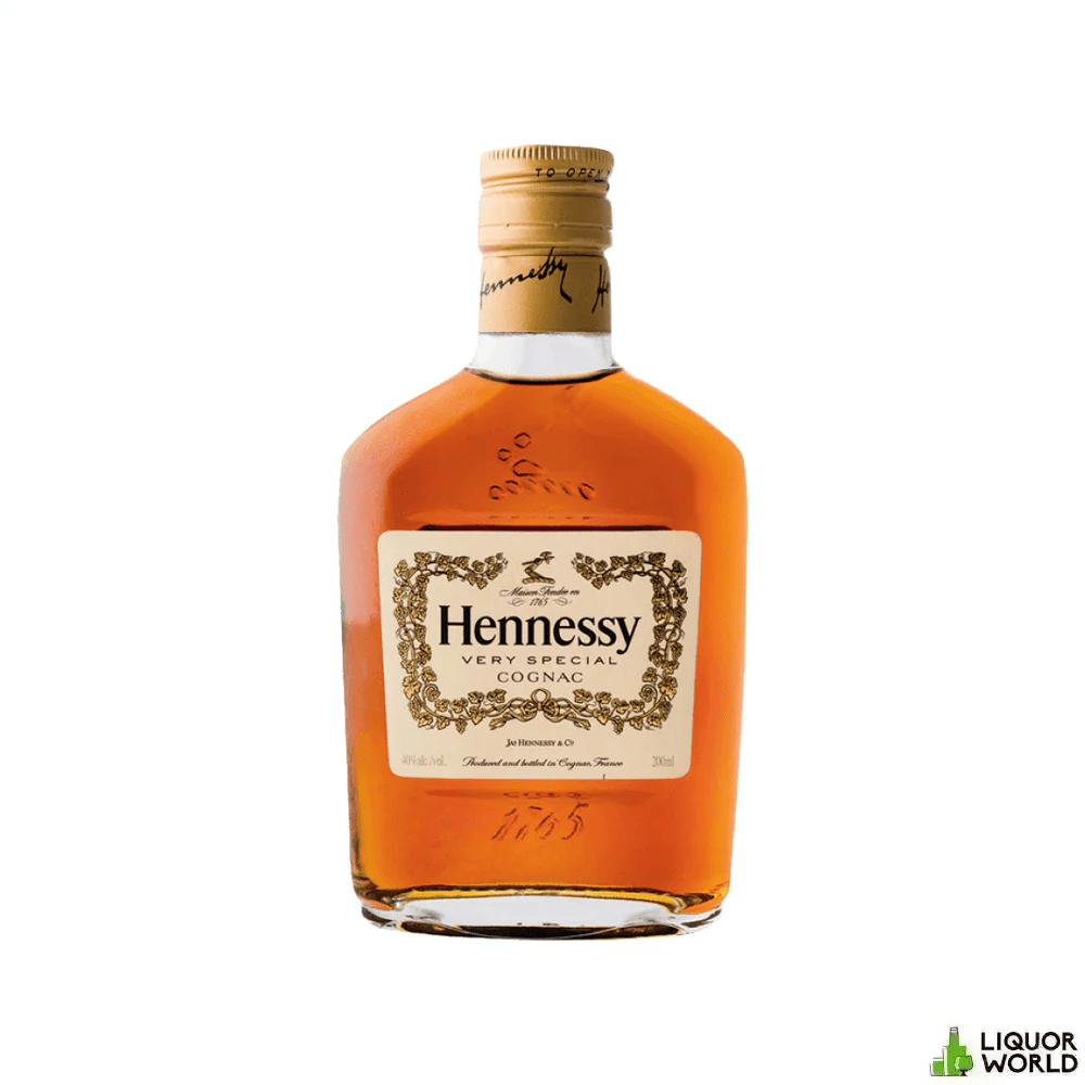 Hennessy-VS-Cognac-Miniature-200mL.png