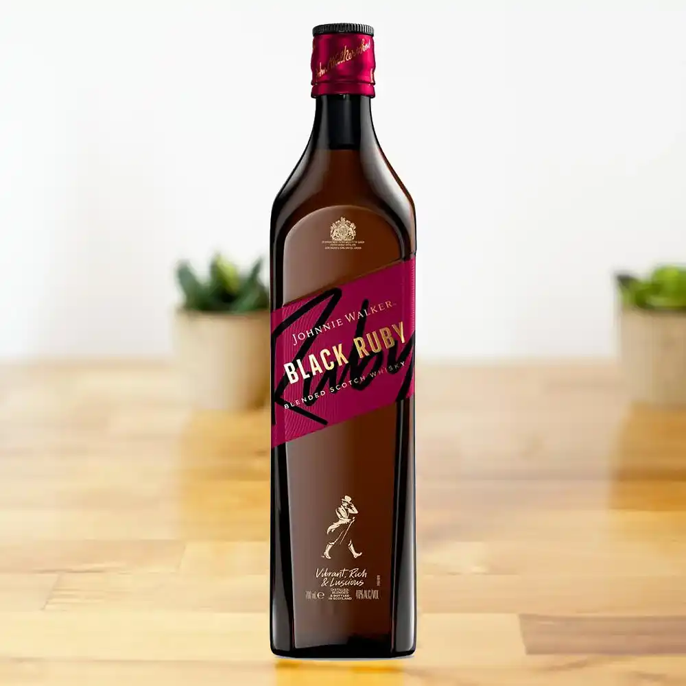 Johnnie-Walker-Black-Ruby-Blended-Scotch-Whisky-700mL3.webp