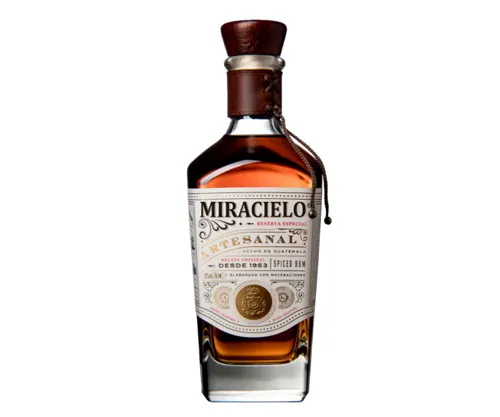 Miracielo-Reserva-Especial-Artesanal-Spiced-Rum-700ml-1.webp