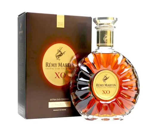 Remy-Martin-XO-Cognac-Fine-Champagne-700mL-1.webp